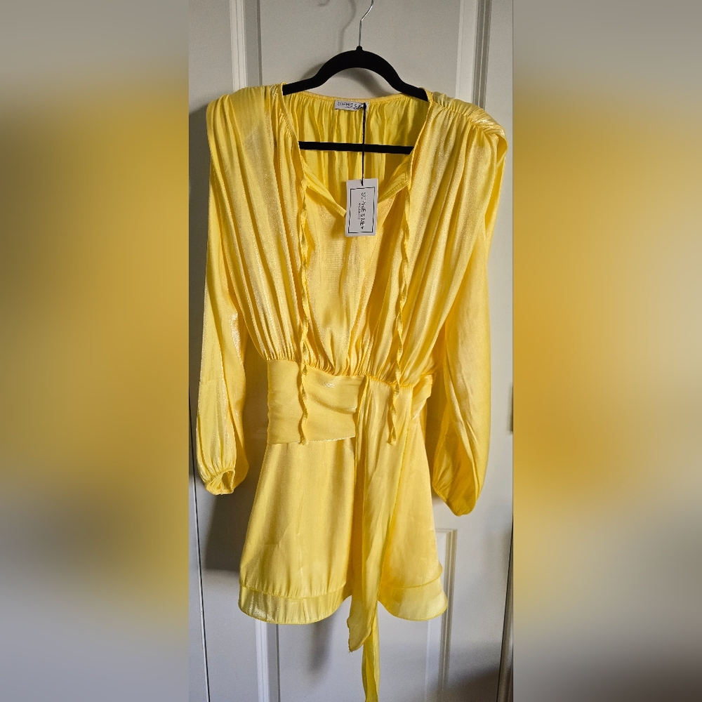 Elegant Yellow Long Sleeve Dress